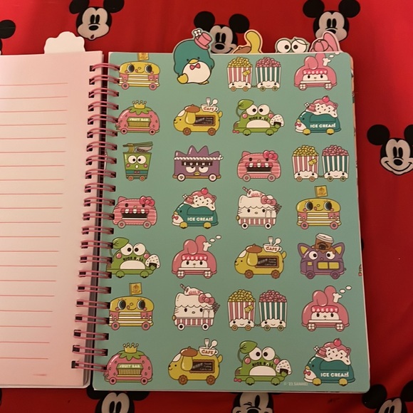 Hello Kitty Journal 📖✍️🏼 - Picture 4 of 7